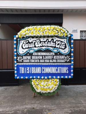 Papan Bunga Duka di Karang Kancana